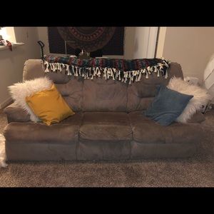 Pullout couch
